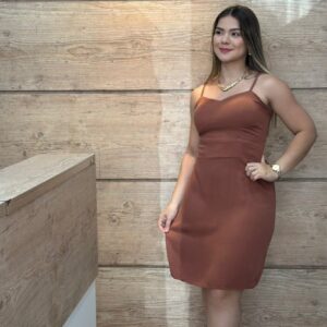 vestido tubinho midi